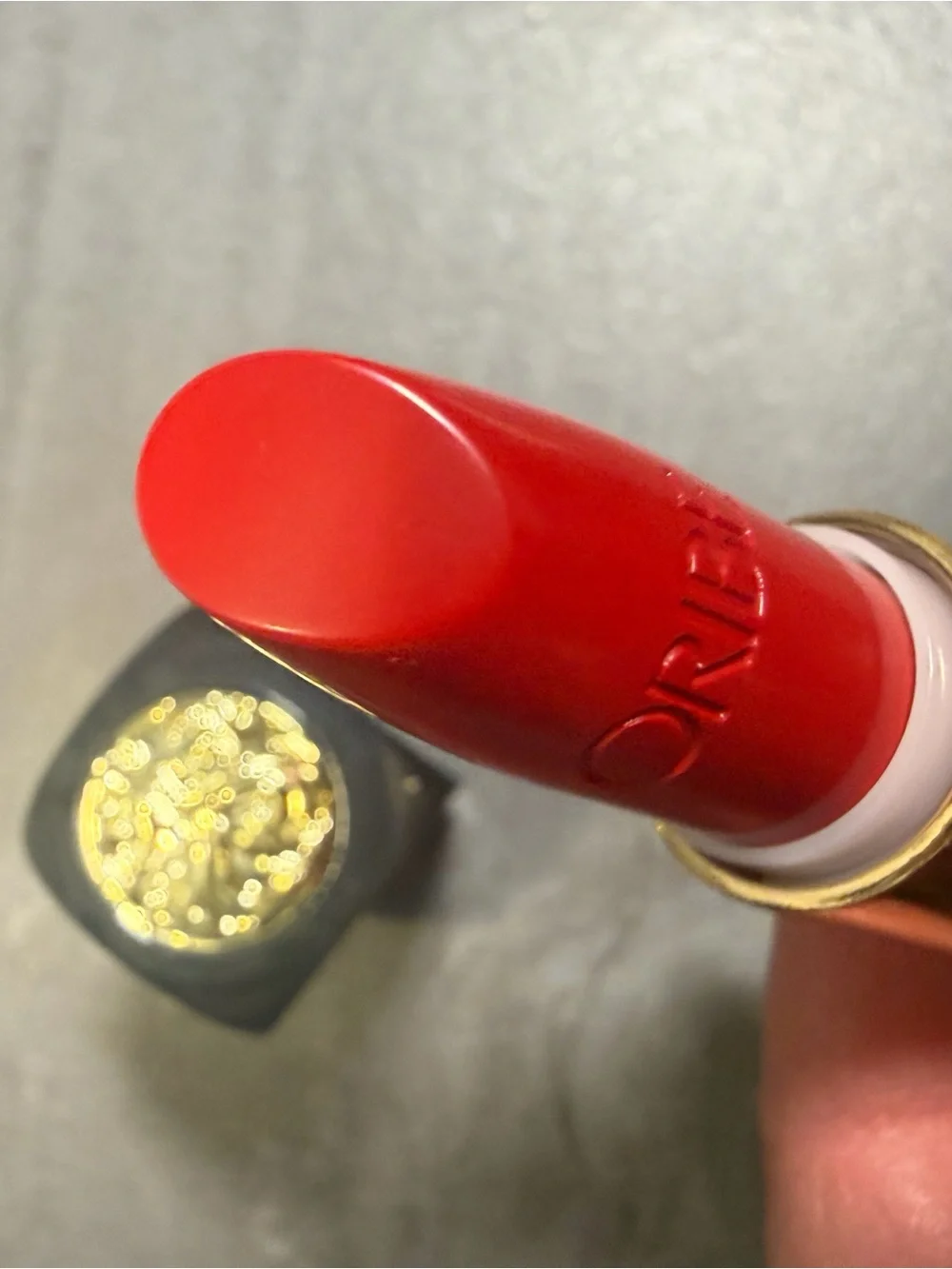 Oribe Lip Lust Creme Lipstick The Red Le Rouge satin Bold Red Matte Finish NEW